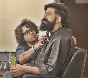Celebrity hairstylist Alex Vijaykanth confirms Yash’s latest look to be from ‘Toxic’