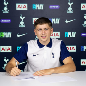 England's 17-year-old midfielder, Mikey Moore signs first professional contract with Tottenham Hotspur. Photo credit: Torrenham