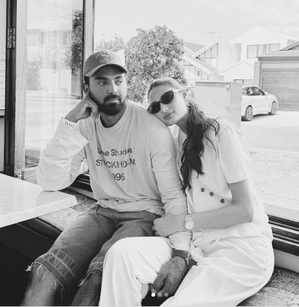 ‘Pregnant’ Athiya Shetty look forward to 2025