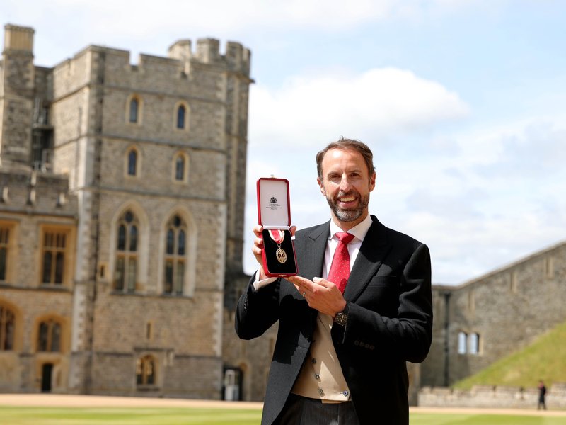 Ex-England coach Gareth Southgate receives knighthood 