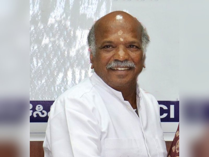 K'taka truckers halt delivery under Anna Bhagya Scheme, demand release of Rs 250 crore pending bills