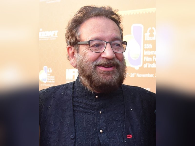 Shekhar Kapur poses a big question on the future of coaching classes in the light of AI