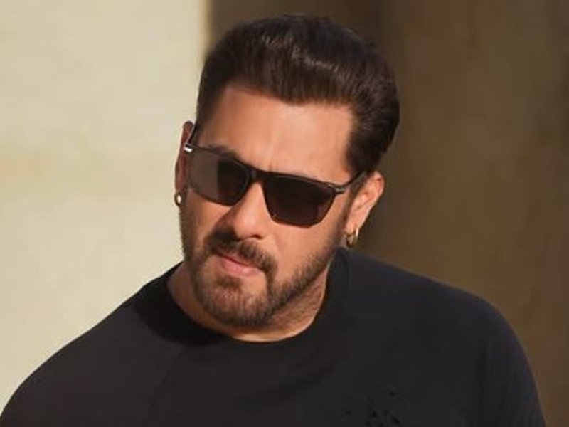 Salman Khan urges all bikers to ride safe, ensure full safety gear