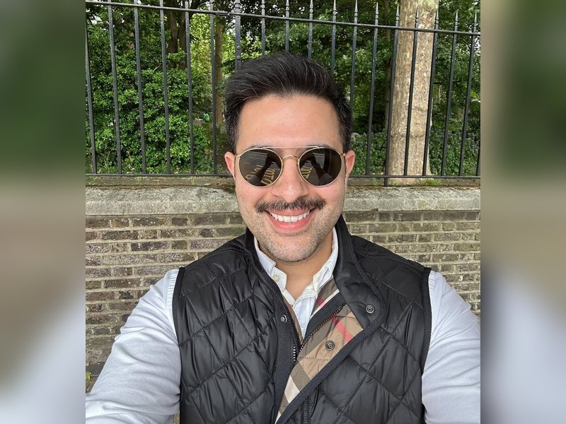 Parineeti Chopra urges everyone to vote to decide whether hubby Raghav should keep his moustache or not