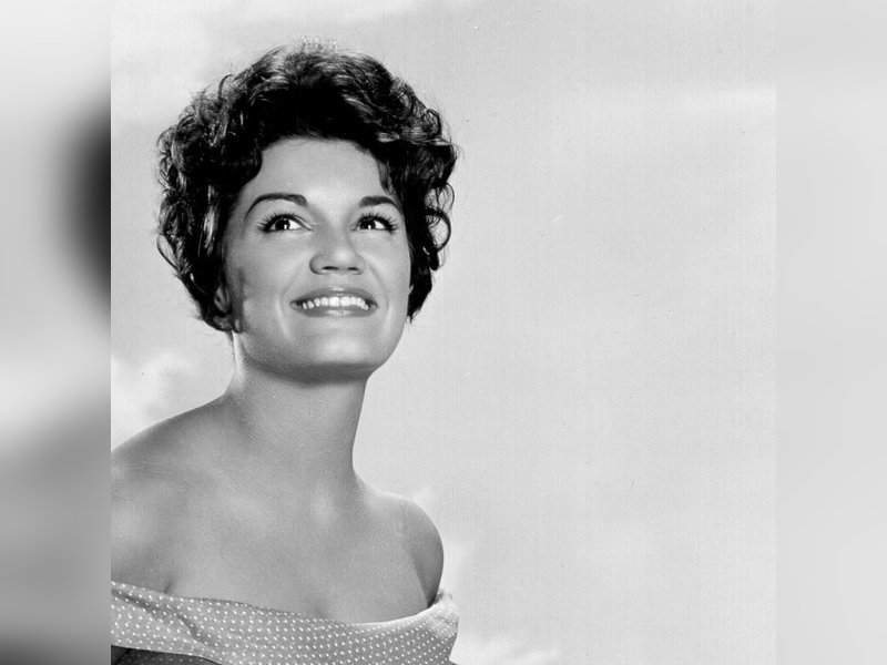 ‘Pretty Little Baby’ singer Connie Francis passes away at 87 