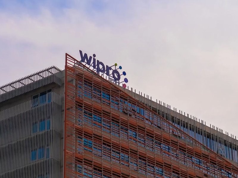 Wipro's Q1 profit rises 11 pc to Rs 3,336 crore, announces Rs 5 interim dividend