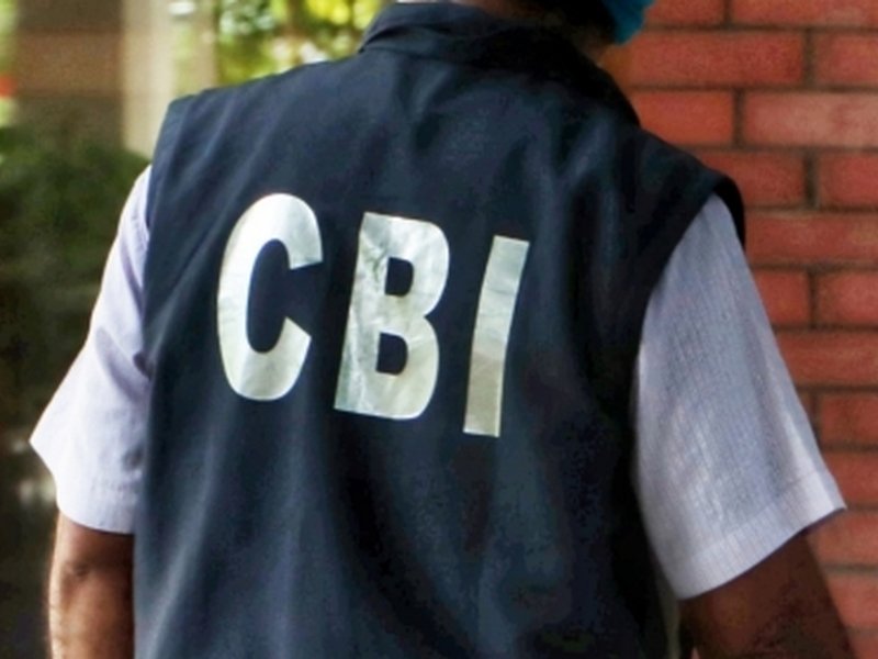 सीबीआई ने नारकोटिक्स विभाग के इंस्पेक्टर को रिश्वतखोरी मामले में गिरफ्तार किया, सहयोगी भी पकड़ा गया