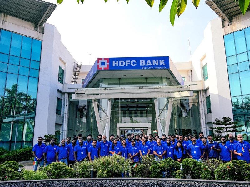 HDFC Bank clocks 13 pc sequential drop in Q1 net profit, announces Rs 5 special dividend