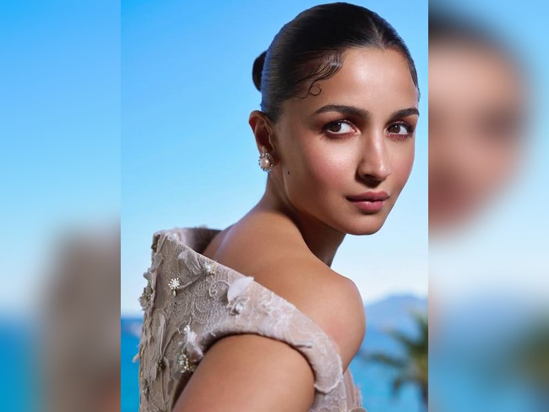 ‘Stars are born’, says Alia Bhatt on stupendous opening of ‘Saiyaara’