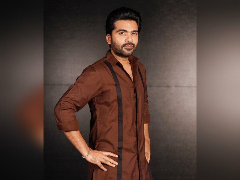 Actor Silambarasan provides financial assistance to family of late stunt artiste Mohan Raj	