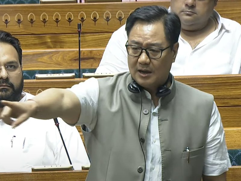  किरेन रिजिजू का विपक्ष पर हमला, कहा- देश की टैक्स मनी को हंगामा करके कर रहे बर्बाद  