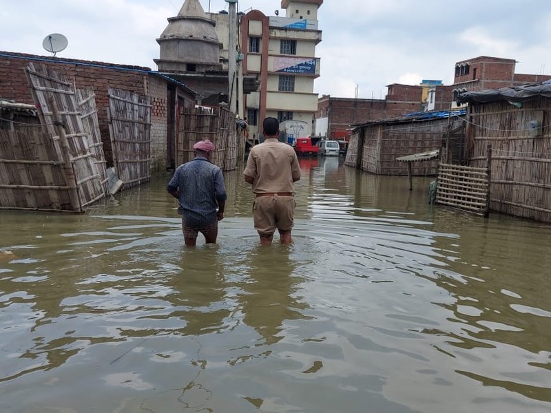 Flood wreaks havoc in Bihar, life comes to grinding halt