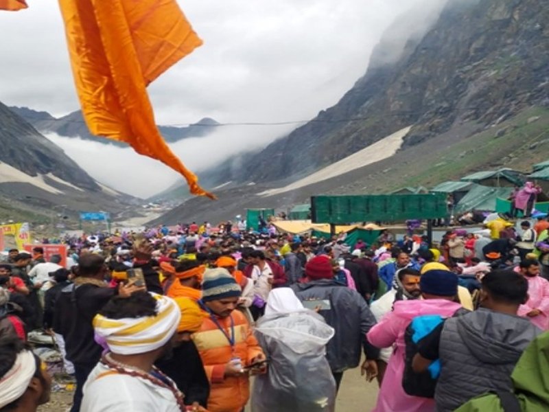 Amarnath Yatra proceeds peacefully & smoothly, over 3.6 lakh had 'Darshan' in 22 days