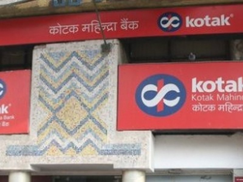  Kotak Mahindra Bank's net profit falls 39 pc YoY to Rs 4472 crore in Q1