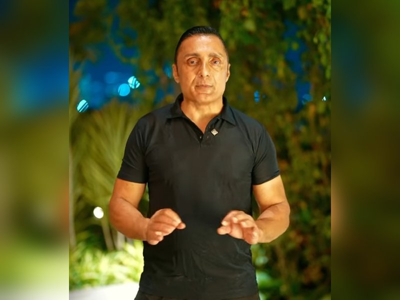 जन्मदिन स्पेशल : बॉलीवुड के फाइनेस्ट एक्टर्स, पर्सनल लाइफ की भी खूब रही चर्चा 