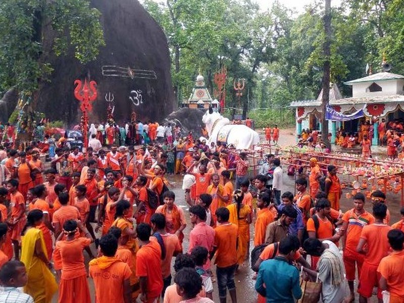 सावन विशेष : छोटे टीले से 80 फीट तक... हर साल बढ़ता है महादेव का ये अर्धनारीश्वर शिवलिंग, दिखती हैं जल तरंगे
