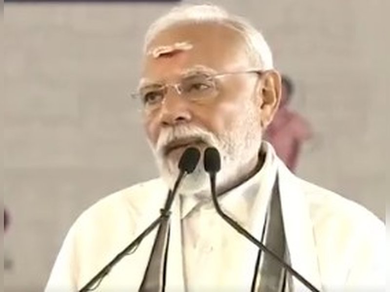 भारत विकास और विरासत के मंत्र पर चल रहा है : प्रधानमंत्री मोदी 