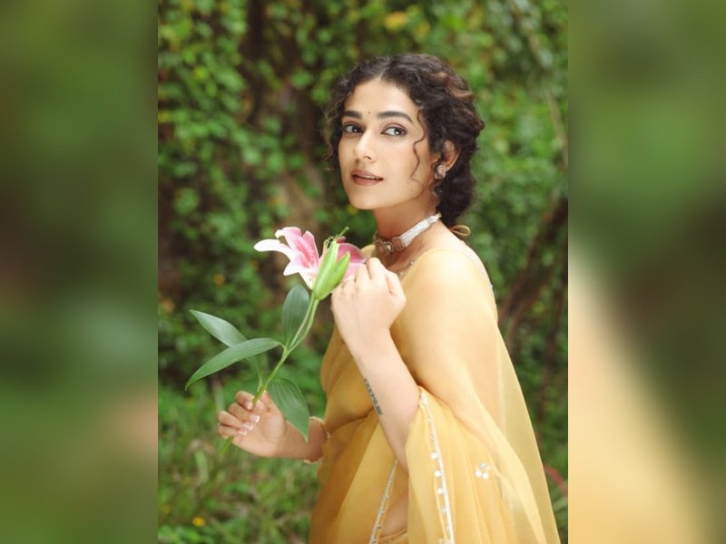 दो दुनियाओं की खिलाड़ी आकांक्षा सिंह, जानें फिजियोथेरेपिस्ट से कैसे बनीं एक्ट्रेस?