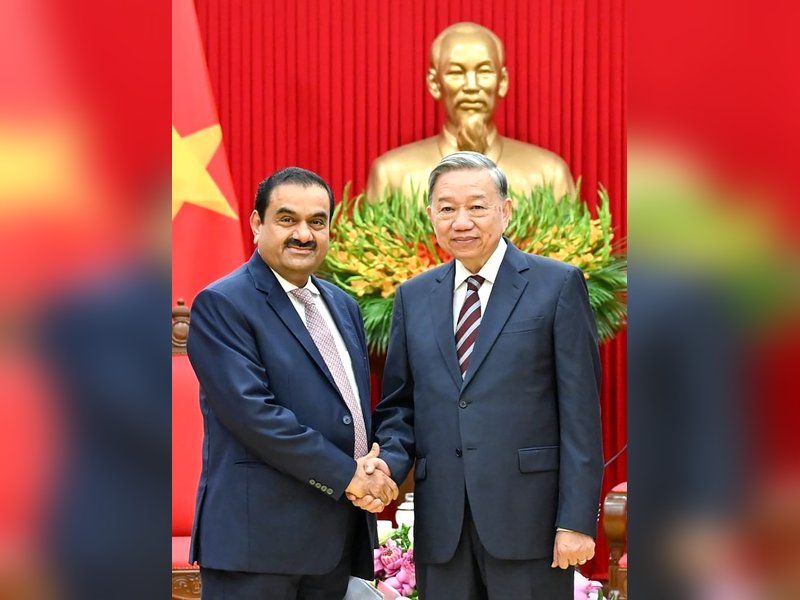 अदाणी ग्रुप वियतनाम में करेगा 10 अरब डॉलर का निवेश 