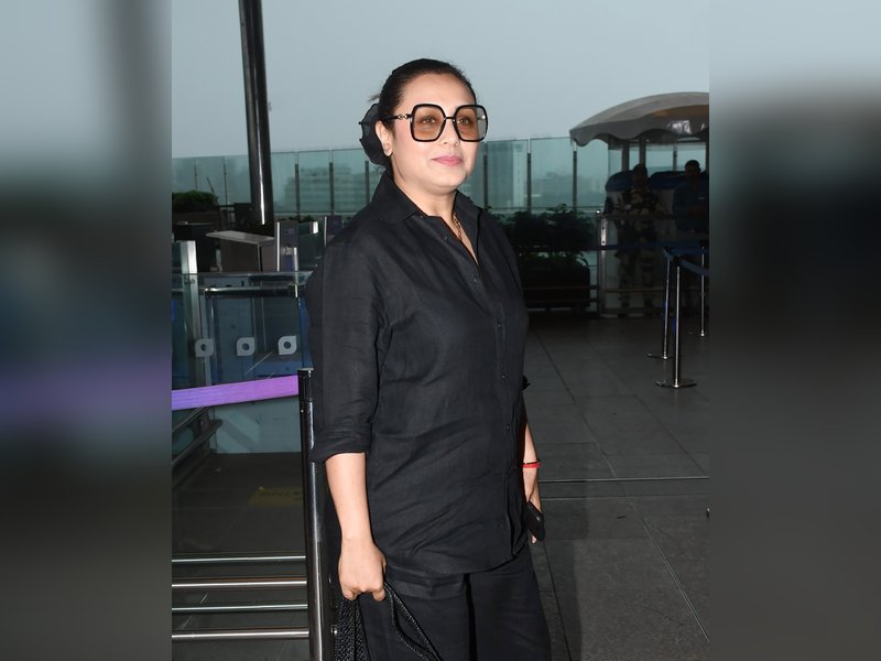 Rani Mukerji dedicates her 1st National Award to all ‘incredible mothers’