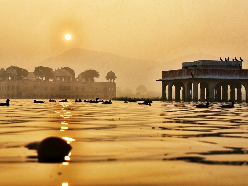 रवि योग और रविवार व्रत: ग्रहों के शुभ प्रभाव से दूर करें जीवन के दोष, पाएं सफलता