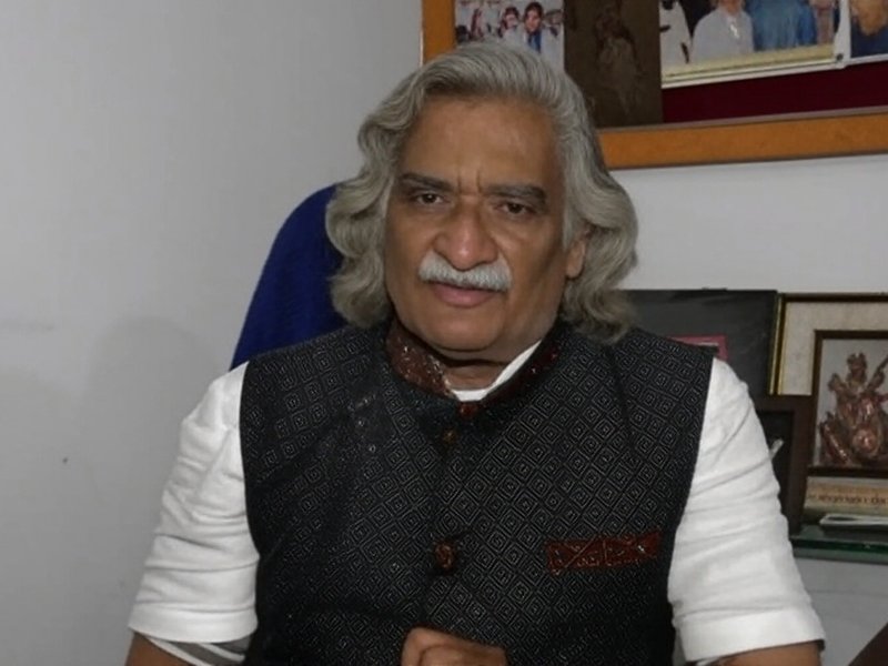 श्रावण मास में पीएम मोदी को भेंट किया गया जीआई क्राफ्ट से निर्मित शिवलिंग : डॉ रजनीकांत 