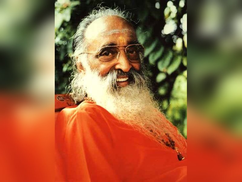 सनातन पुनर्जागरण के प्रतीक पुरुष स्वामी चिन्मयानंद, वेदांत दर्शन का किया प्रचार-प्रसार