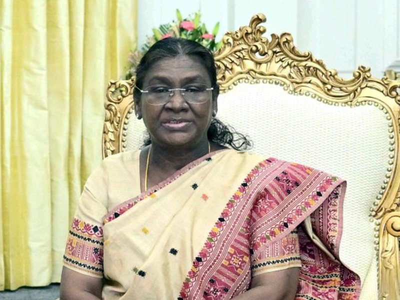 गोंडा में दर्दनाक सड़क हादसा: राष्ट्रपति मुर्मू, पीएम मोदी ने जताया दुख, आर्थिक मदद का ऐलान