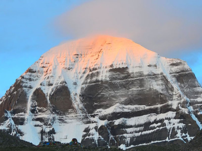 सावन विशेष : अद्भुत, अविश्वसनीय, अकल्पनीय...दुर्गम चोटियों पर बसे वो 5 धाम जहां साक्षात स्वरूप में विराजते हैं महादेव 