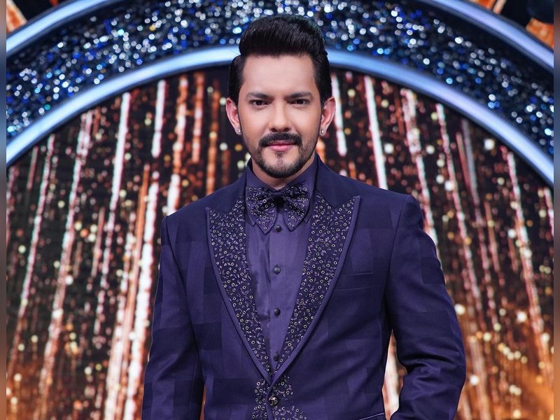 बर्थडे स्पेशल : चाइल्ड आर्टिस्ट के रूप में शुरुआत, फिर बेहतरीन गायक और होस्ट  