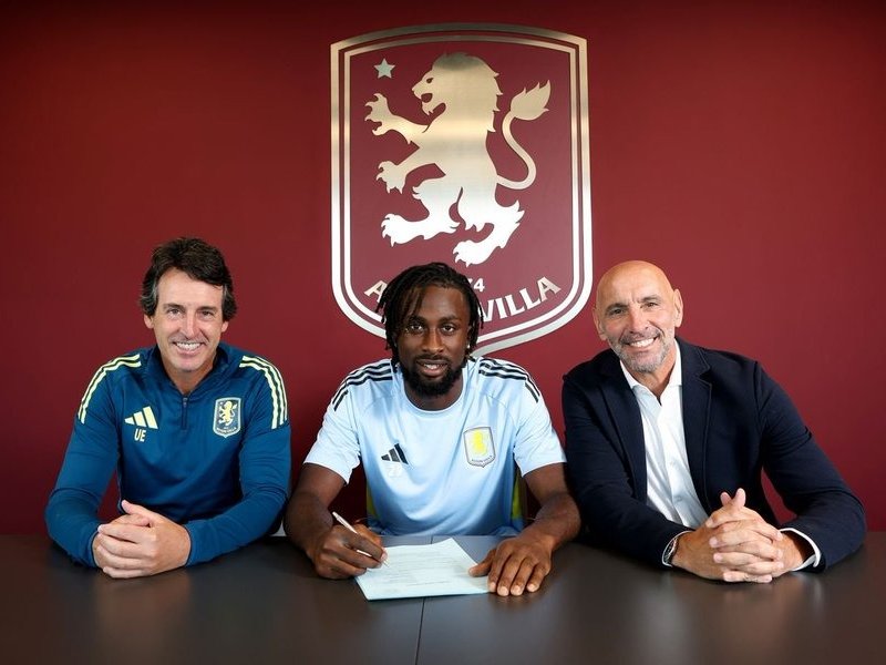 Aston Villa sign striker Evann Guessand from Nice (Credit: Aston Villa/X)