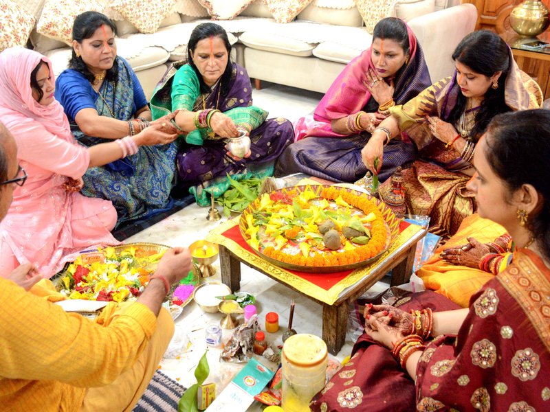 तीनों तीज में सबसे अनूठी है कजरी तीज, जानें इसमें 'नीमड़ी पूजन' का महत्व