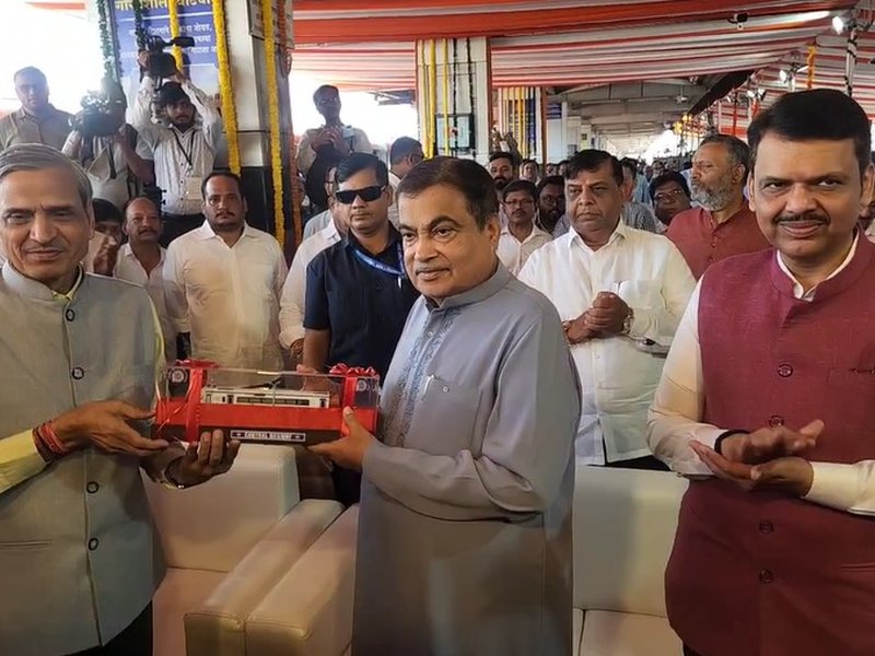 नागपुर-पुणे वंदे भारत का उद्घाटन आज, सीएम फडणवीस और केंद्रीय मंत्री गडकरी ने यात्रियों से किया संवाद