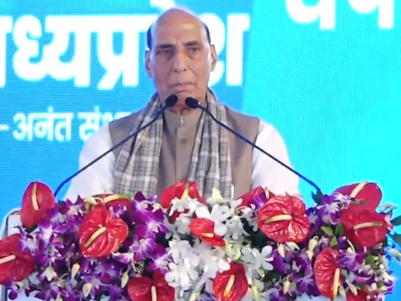 रक्षा मंत्री राजनाथ सिंह ने की मोहन सरकार की तारीफ, कहा- एमपी में है डिफेंस हब बनने की क्षमता
