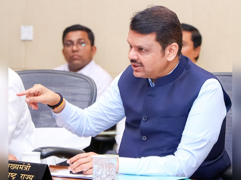 '160 सीटों की गारंटी देने वालों पर क्यों नहीं हुई कार्रवाई?', शरद पवार के दावे पर फडणवीस का पलटवार