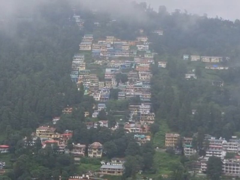 बेतहाशा निर्माण से बढ़ा पहाड़ों में बादल फटने का खतरा, वैज्ञानिकों ने दी चेतावनी