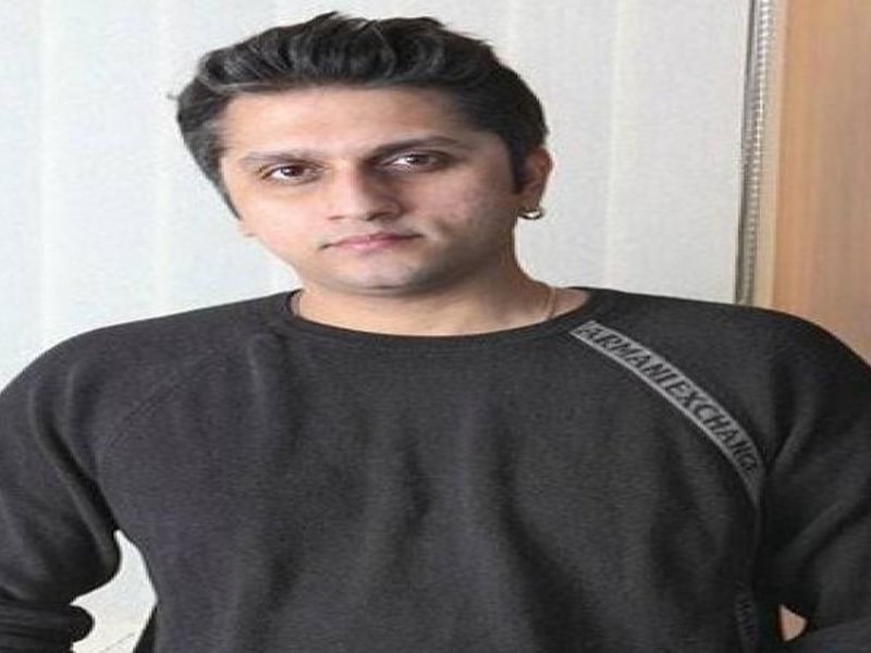 ‘Saiyaara’ director Mohit Suri’s wife Uditaa Goswami turns DJ, spins magic at film’s success bash 