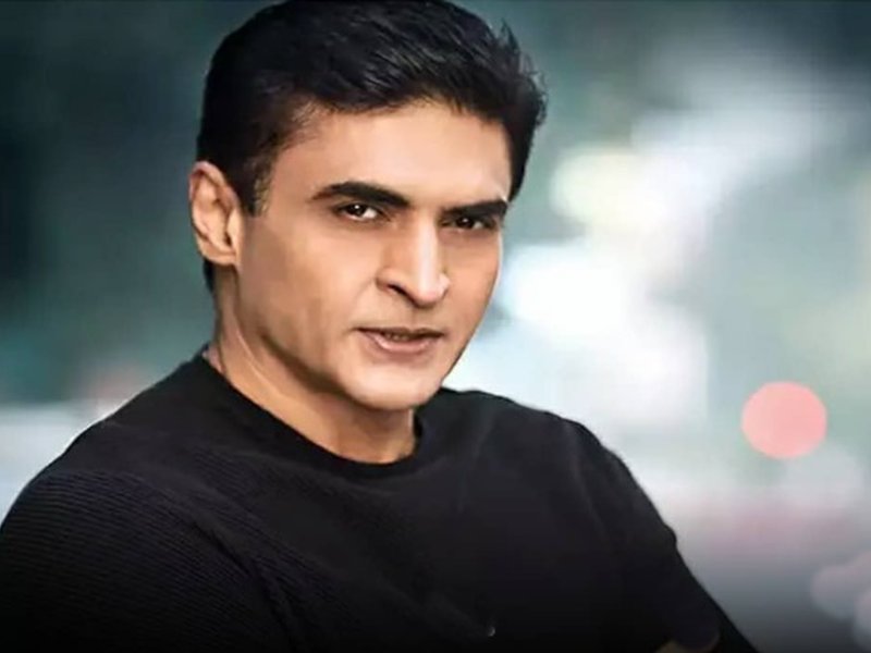 बर्थडे स्पेशल : हीरो से विलेन तक, हर रोल में पाई सफलता, मगर 'मां' की फिल्में देखने से इंडस्ट्री के इस 'संस्कारी बेटे' को एतराज