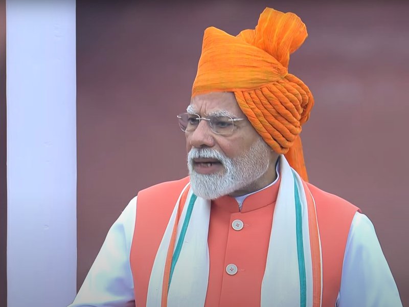 पीएम मोदी ने लाल किले से दुश्मनों को दी चेतावनी, कहा- आगे कोशिश की तो मुंहतोड़ जवाब देंगे