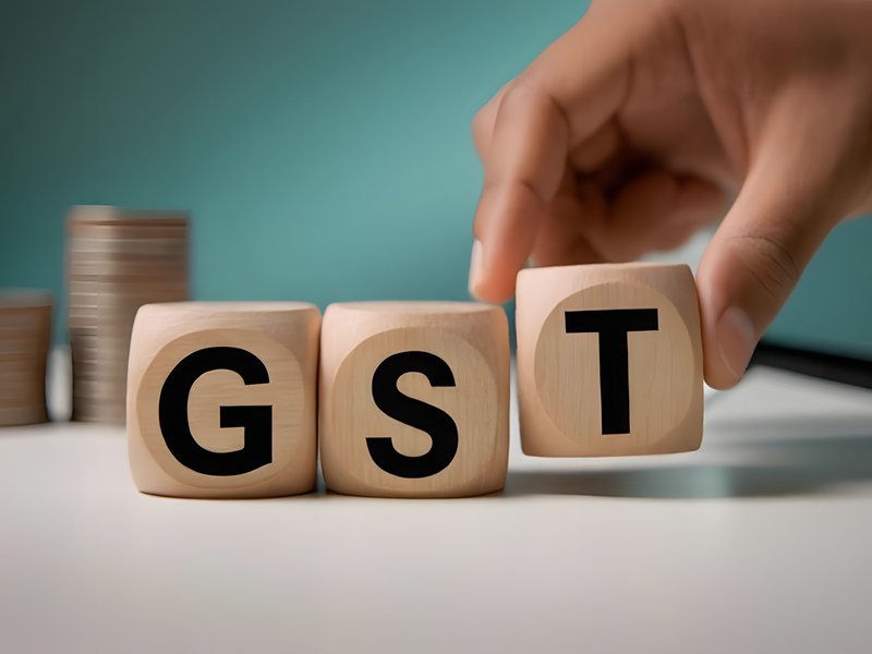 जीएसटी सुधारों से उपभोक्ताओं के पास खर्च करने के लिए बचेगा अधिक पैसा : एक्सपर्ट्स
