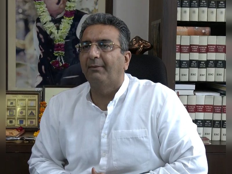 'जिन्ना' और राहुल गांधी की सोच एक जैसी है: गौरव भाटिया  