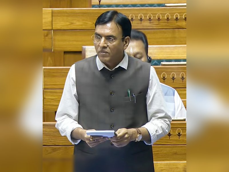 भारत ने पाकिस्तान के साथ द्विपक्षीय खेल संबंधों पर रोक लगाई 