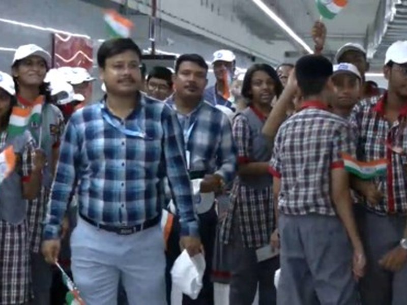 कोलकाता को मिली नई मेट्रो की सौगात, 9 लाख यात्रियों को मिलेगा फायदा