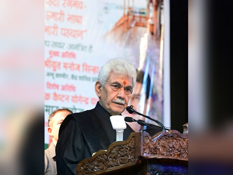 भाषाओं की विविधता में छिपी है भारत की ताकत : मनोज सिन्हा