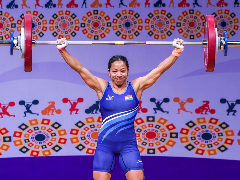 વર્લ્ડ ચેમ્પિયનશિપમાં મીરાબાઈ ચાનુએ જીત્યો સિલ્વર મેડલ