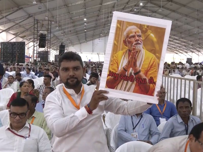 पीएम मोदी के अहमदाबाद दौरे को स्थानीय लोगों ने सराहा, कहा- 'भारत विकसित राष्ट्र बनने की तरफ अग्रसर'
