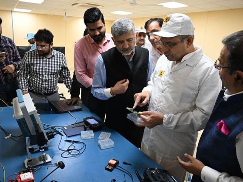 India to manufacture every component of mobile phones, including chips: Ashwini Vaishnaw