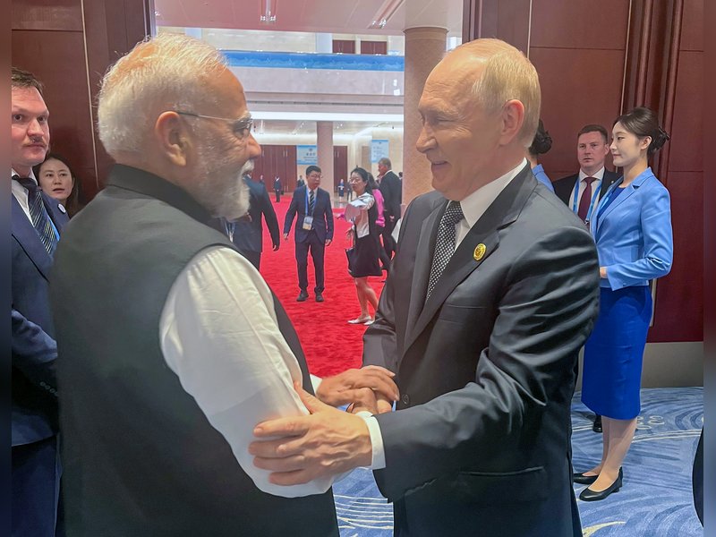 पुतिन संग बैठक में बोले पीएम मोदी, 'कठिन परिस्थितियों में भी भारत-रूस कंधे से कंधा खड़े रहे हैं...'