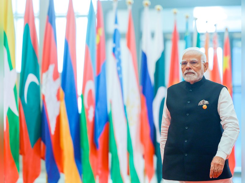 एससीओ शिखर सम्मेलन : पीएम मोदी का शांति, स्थिरता और कनेक्टिविटी पर जोर, विकास का रोडमैप किया साझा