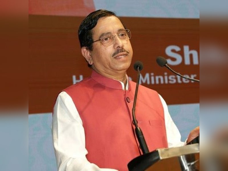 यूपीए सरकार जीएसटी लागू करने में असमर्थ रही : प्रह्लाद जोशी